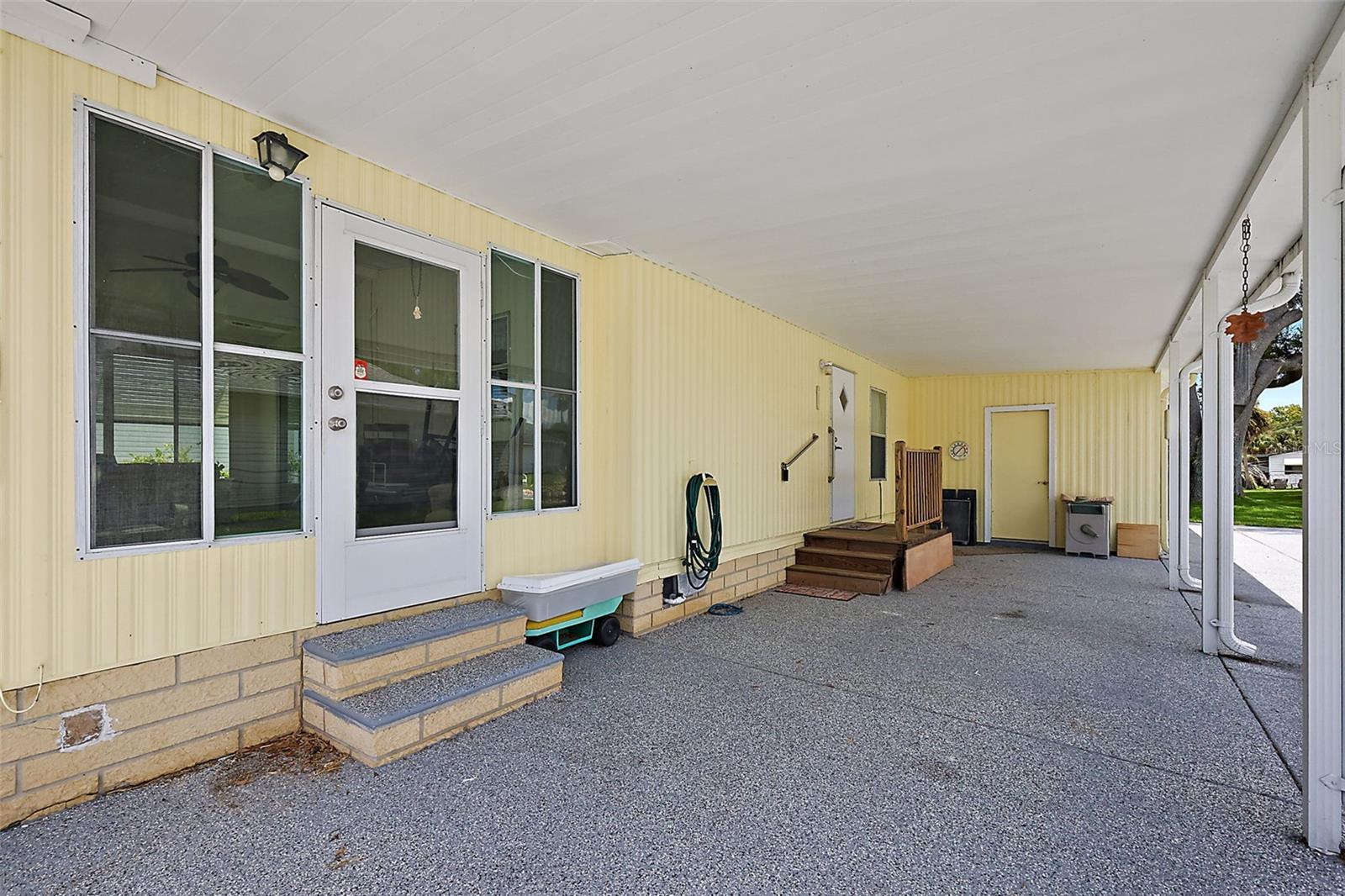 Image 2 of 16 For 717 Truman Avenue