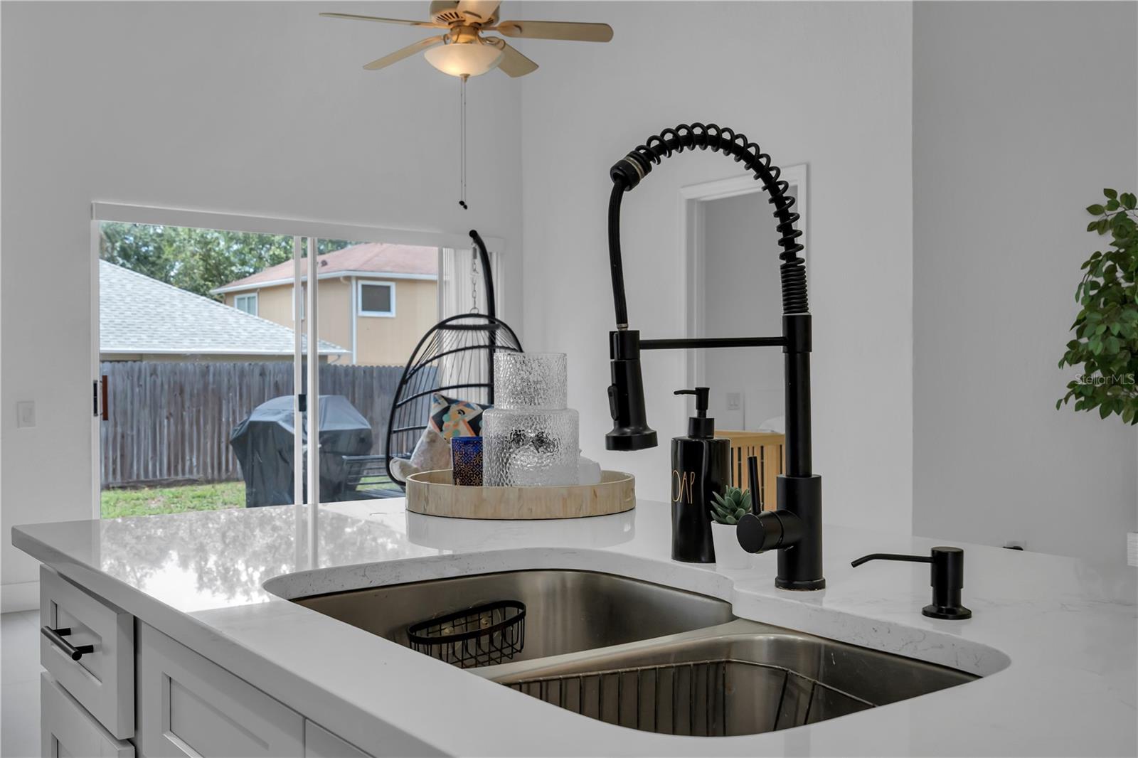 Image 21 of 47 For 1808 Westpointe Circle