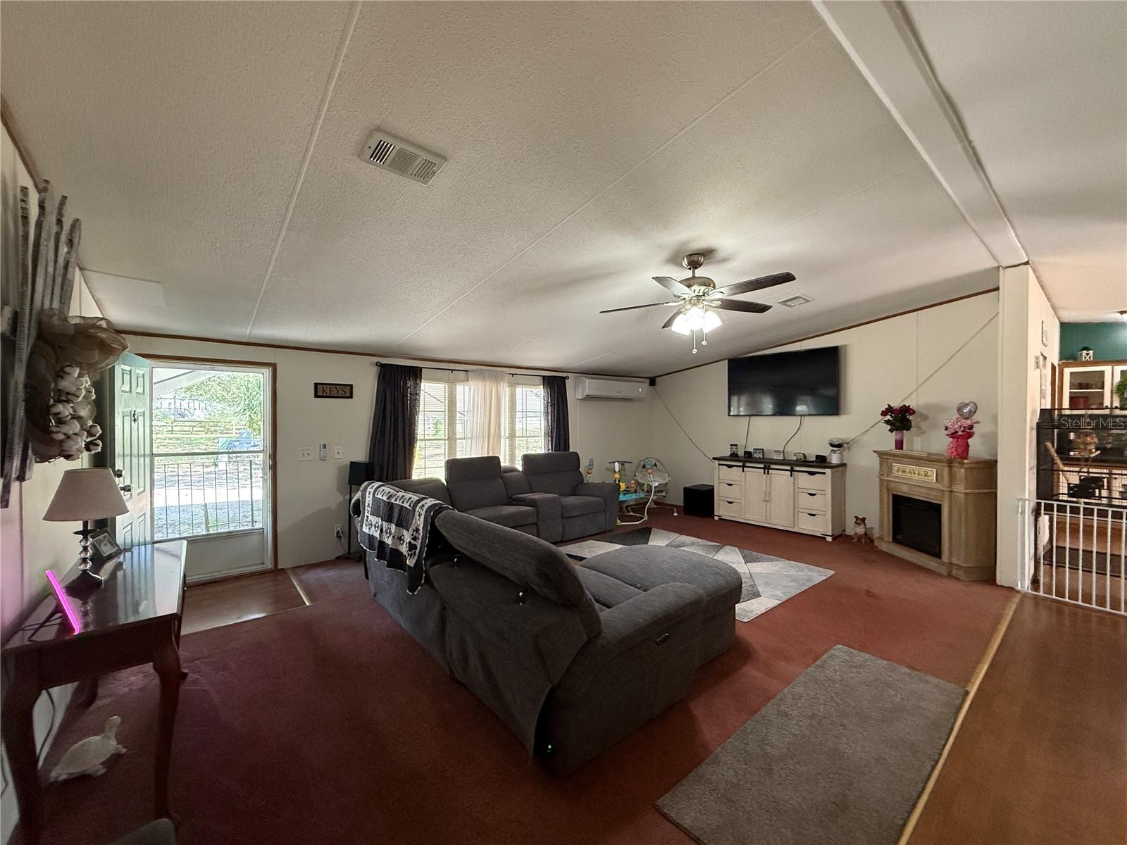 Image 22 of 49 For 7500 180th Avenue Road