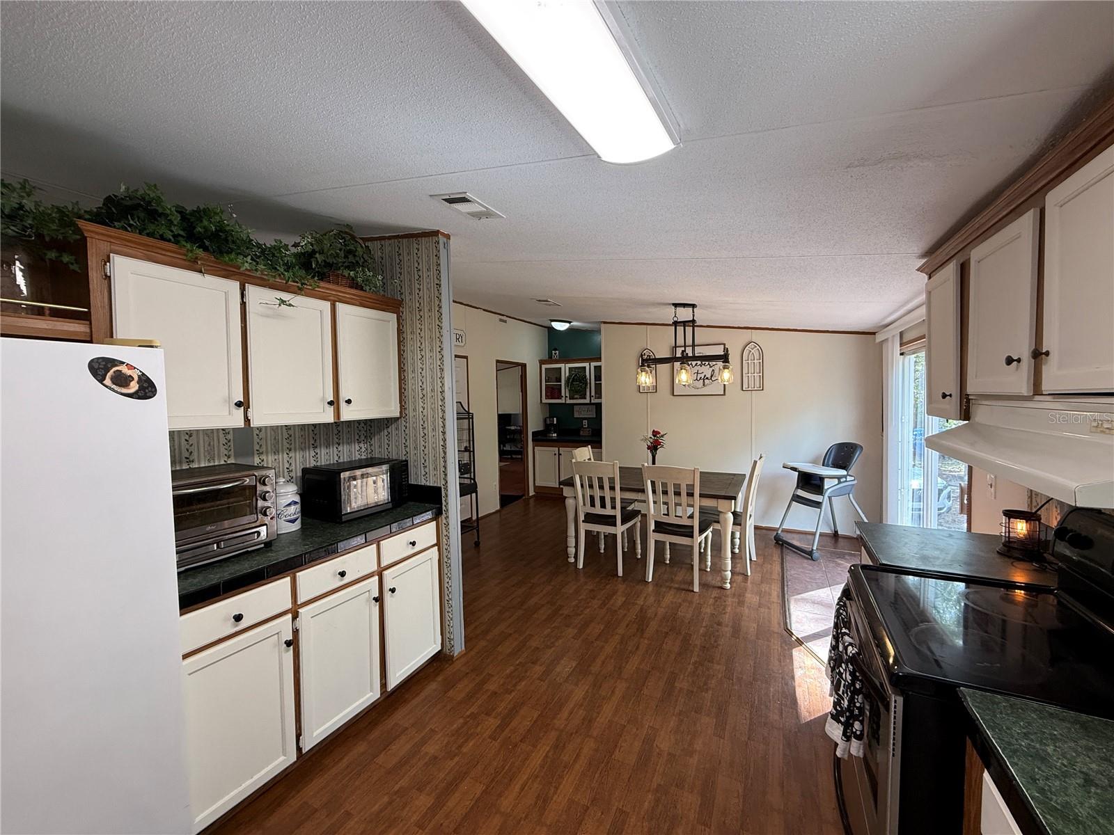 Image 30 of 49 For 7500 180th Avenue Road