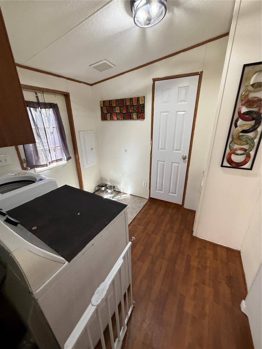 Image 39 of 49 For 7500 180th Avenue Road