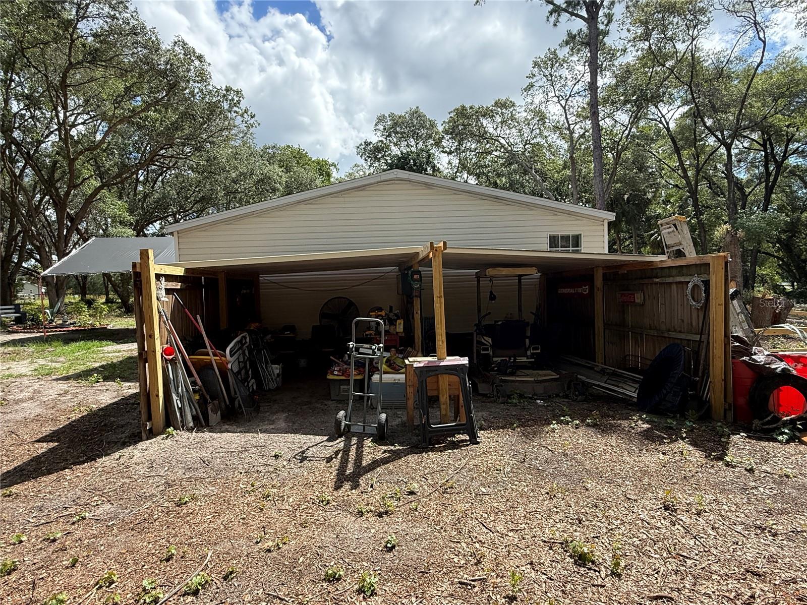Image 8 of 49 For 7500 180th Avenue Road