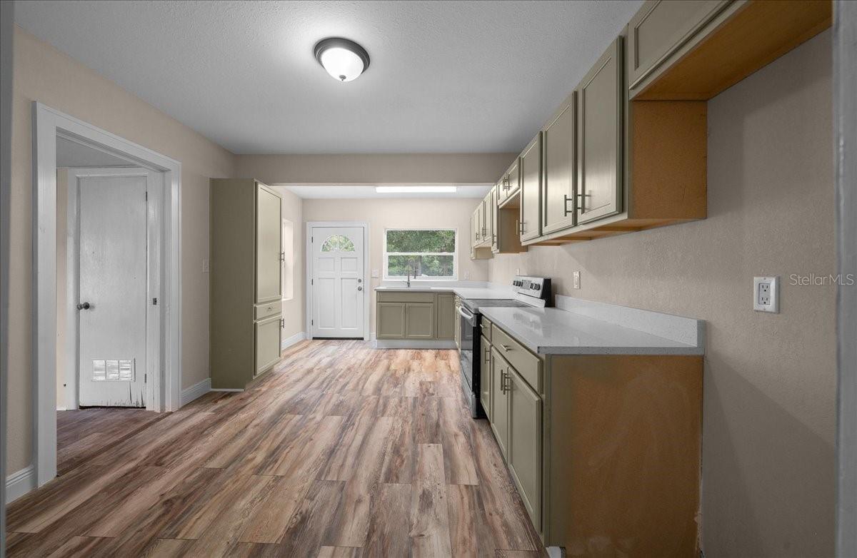 Image 12 of 68 For 42323 State Road 19