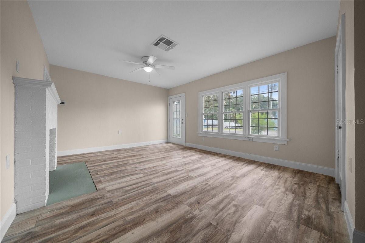 Image 19 of 68 For 42323 State Road 19