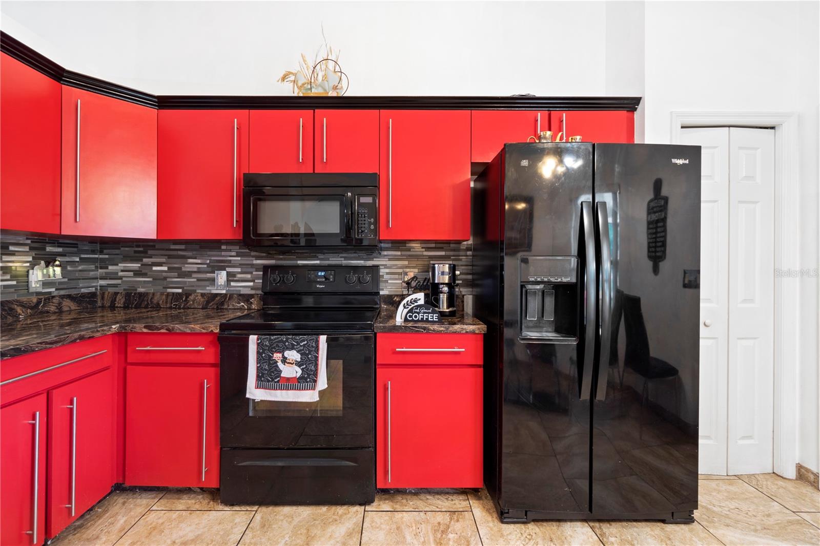 Image 12 of 38 For 10431 Reagans Run Drive