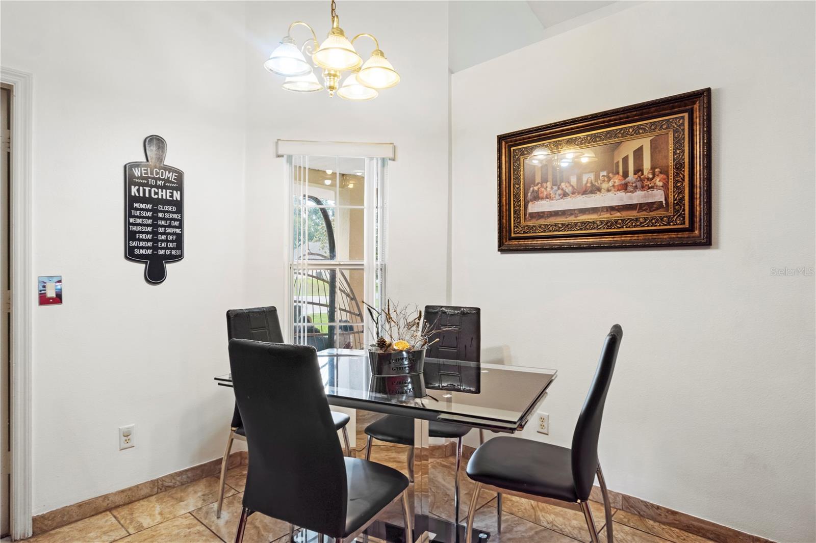 Image 14 of 38 For 10431 Reagans Run Drive