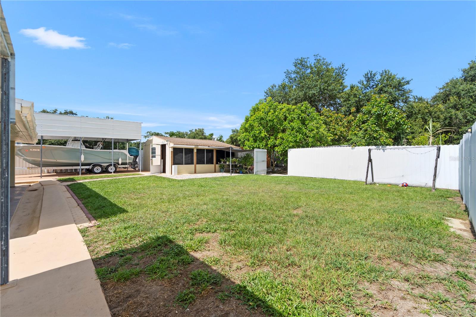 Image 30 of 38 For 10431 Reagans Run Drive