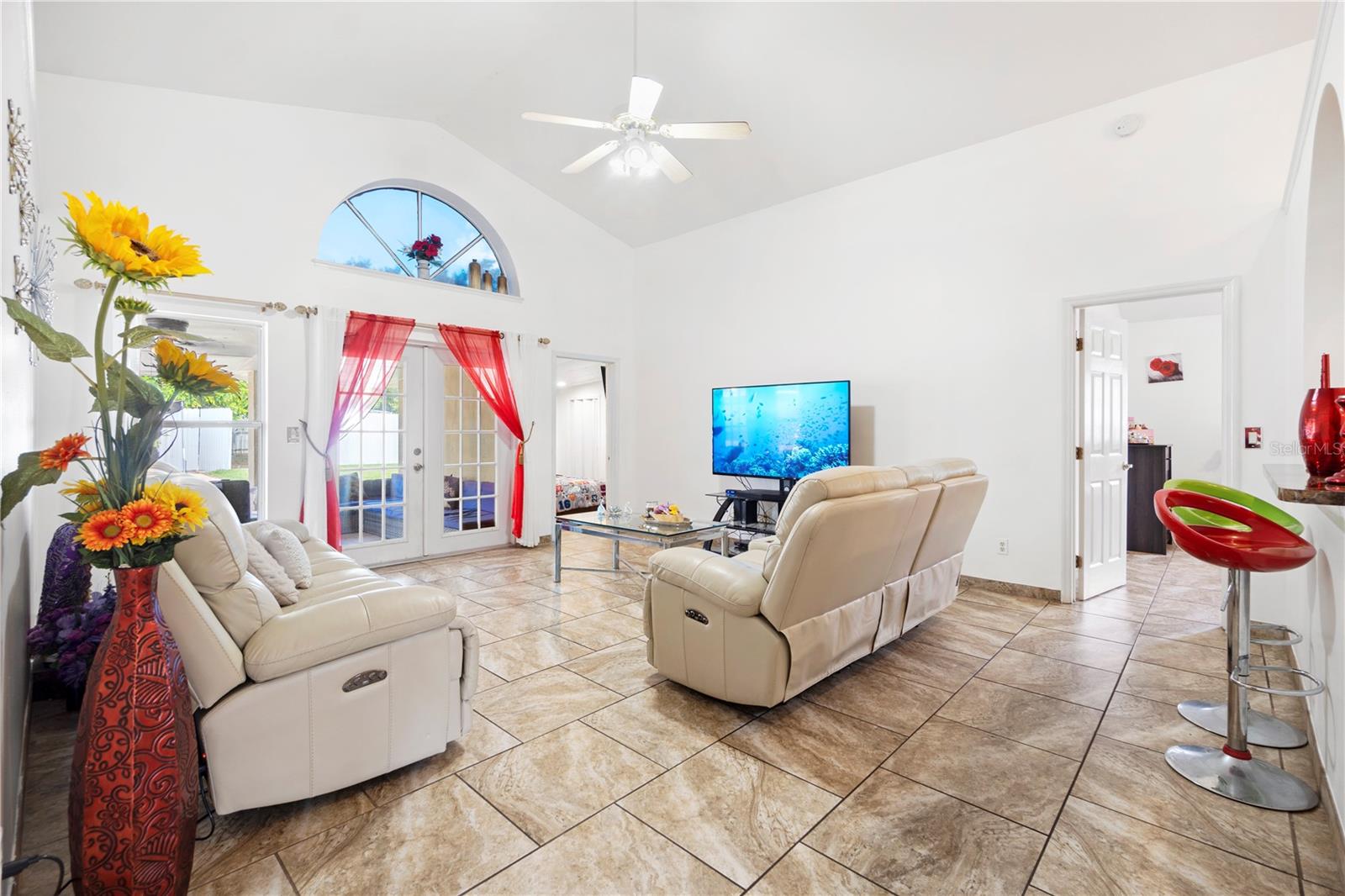 Image 6 of 38 For 10431 Reagans Run Drive