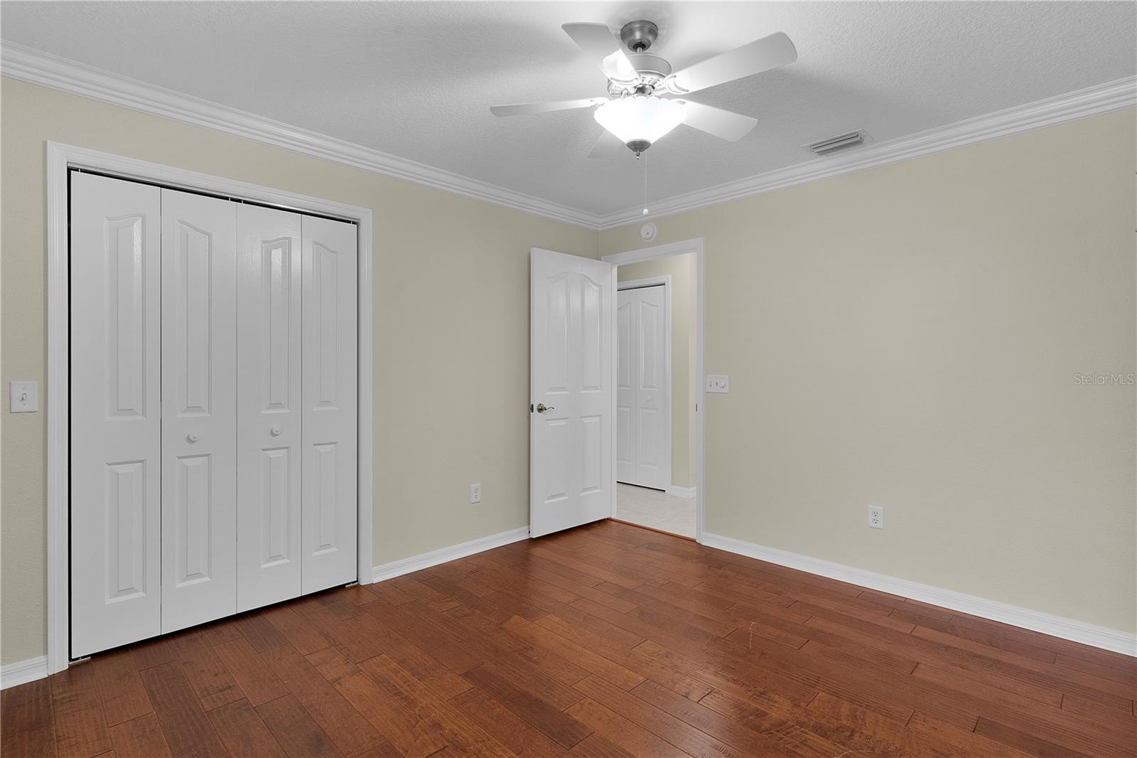 Image 40 of 68 For 1645 Norfolk Avenue