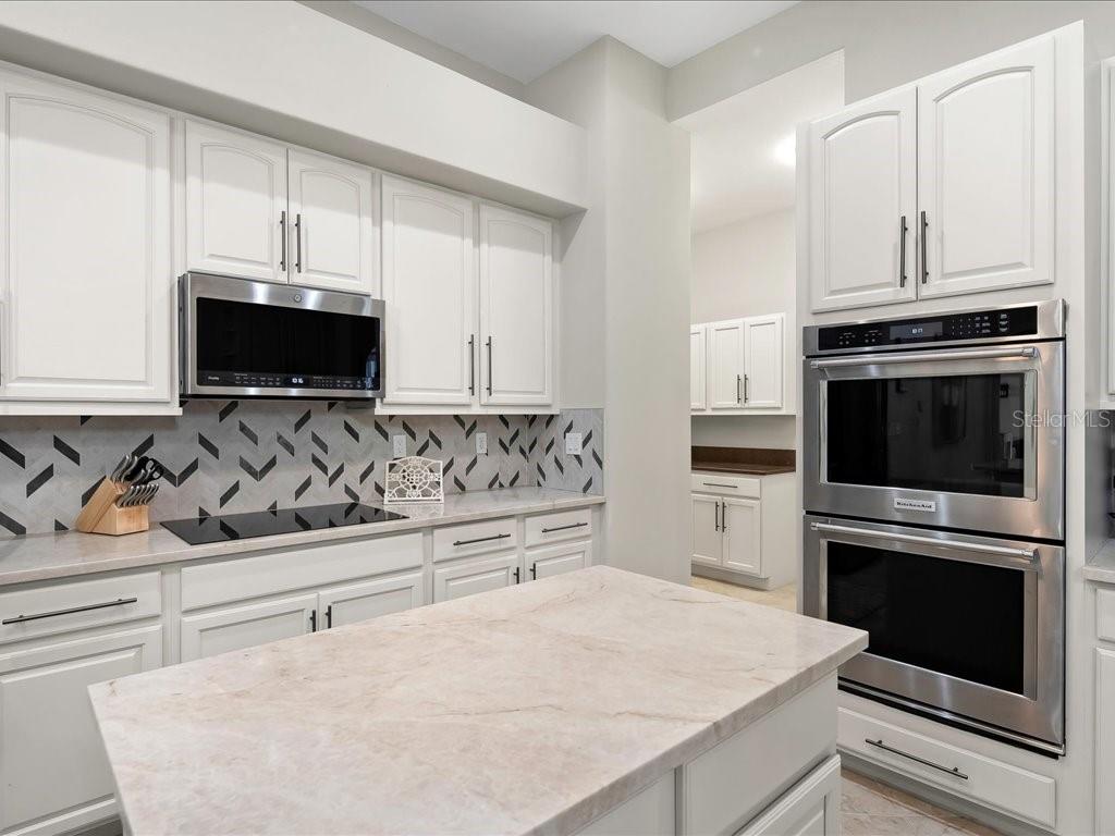 Image 22 of 57 For 2360 19th Street