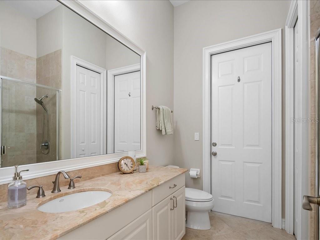Image 38 of 57 For 2360 19th Street