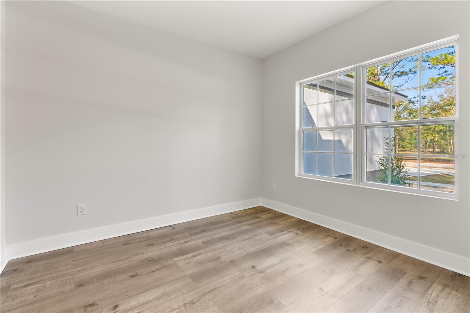 Image 11 of 18 For 12412 98th Street