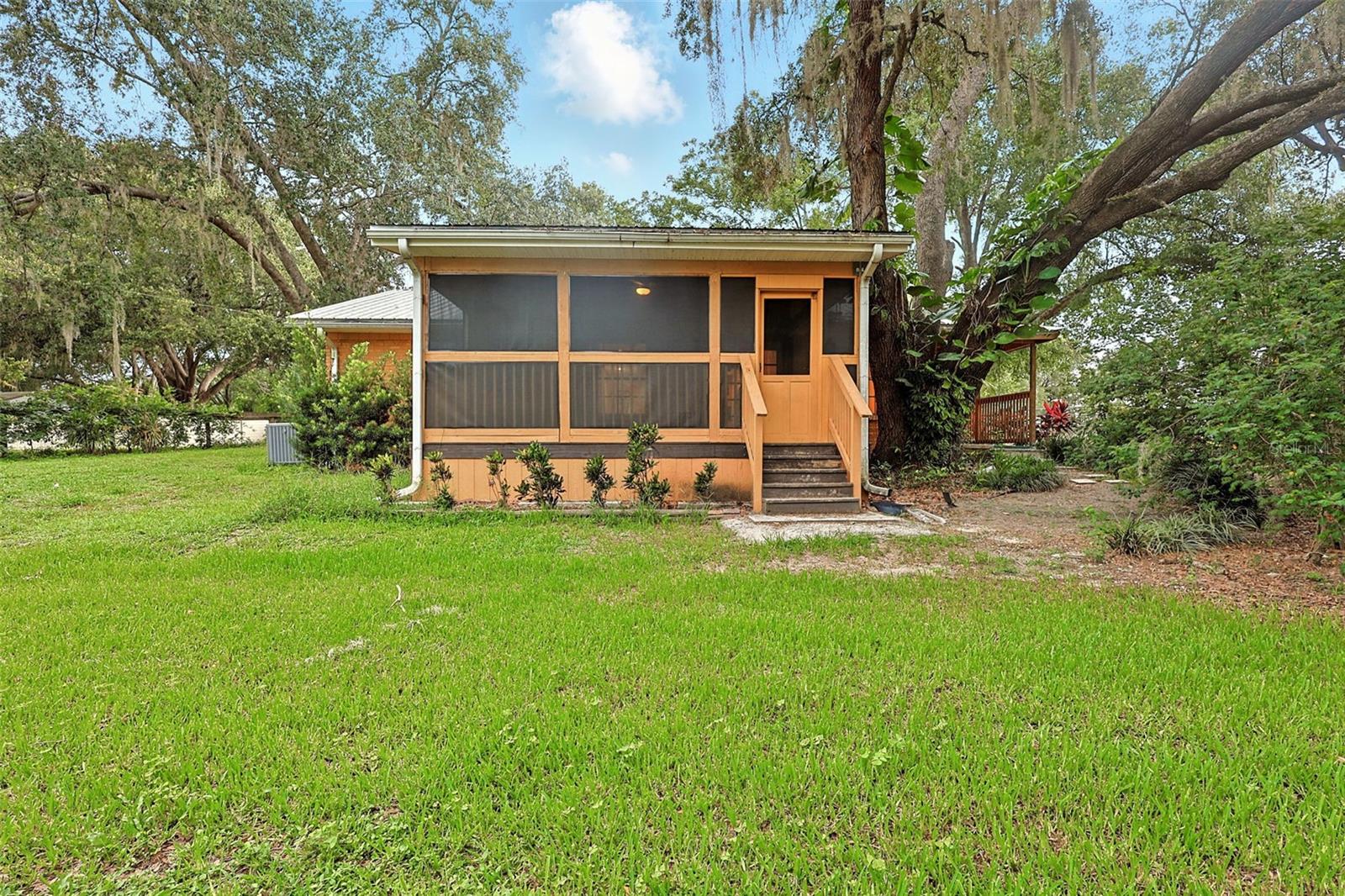 Image 4 of 41 For 25888 157th Lane