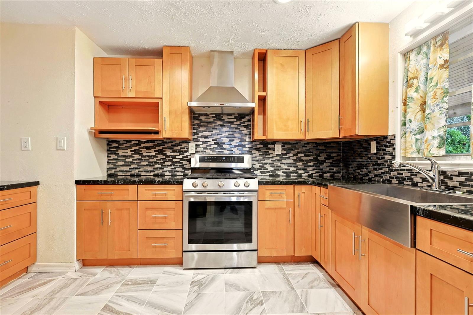 Image 9 of 41 For 25888 157th Lane