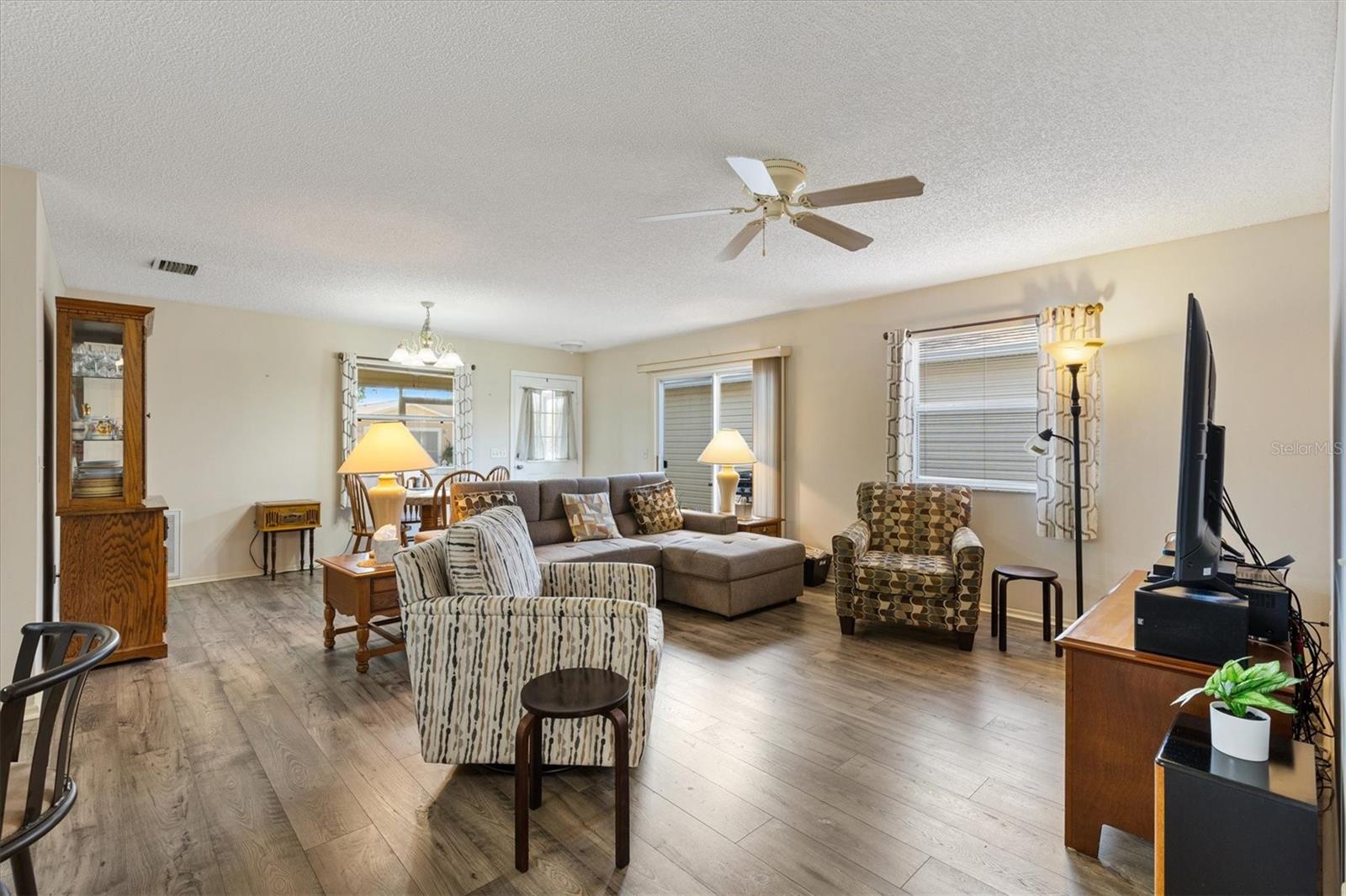 Image 11 of 30 For 16938 94th Sunnybrook Circle