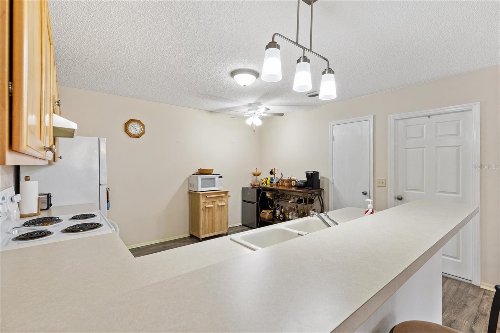 Image 12 of 30 For 16938 94th Sunnybrook Circle