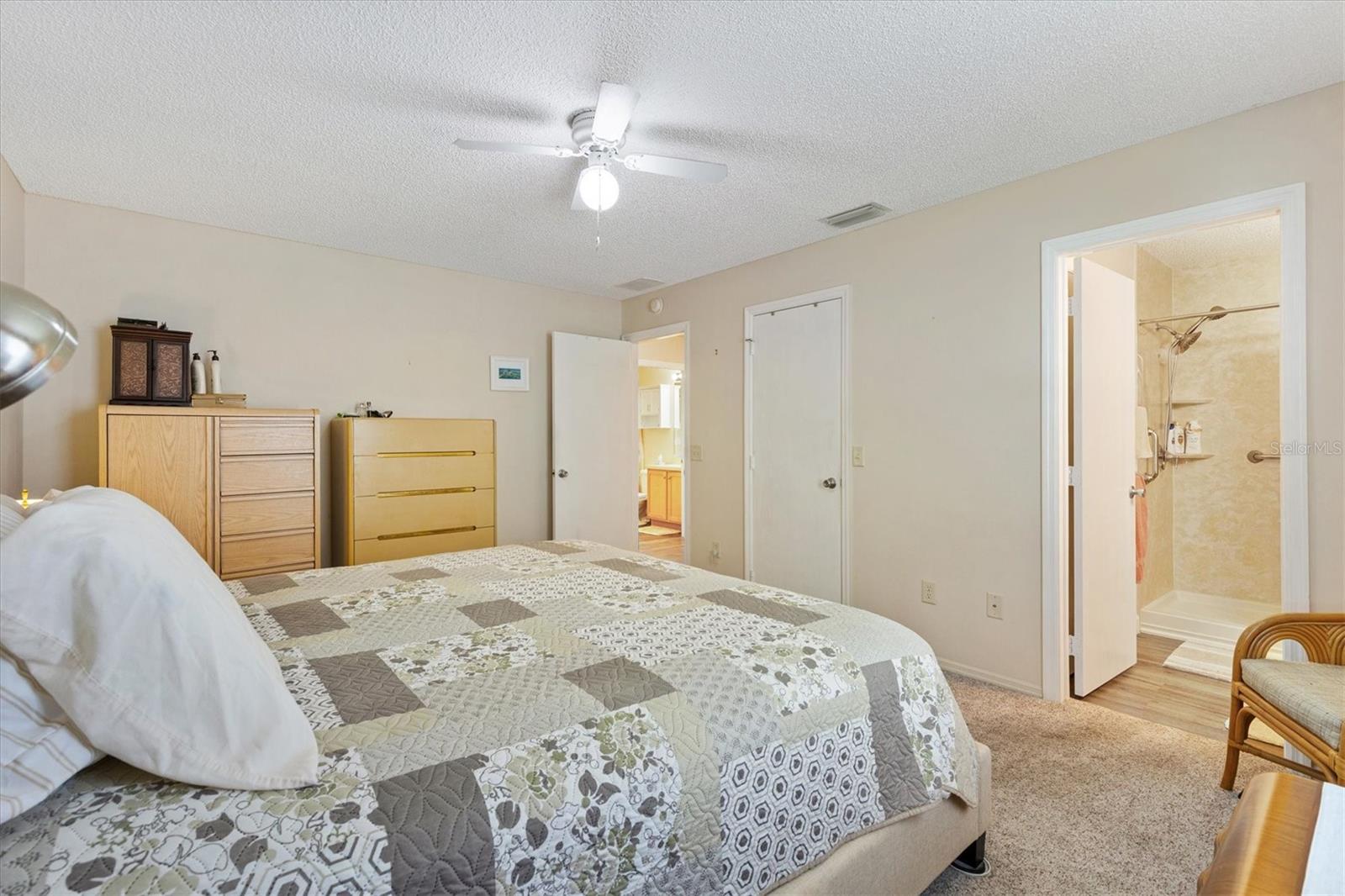 Image 18 of 30 For 16938 94th Sunnybrook Circle