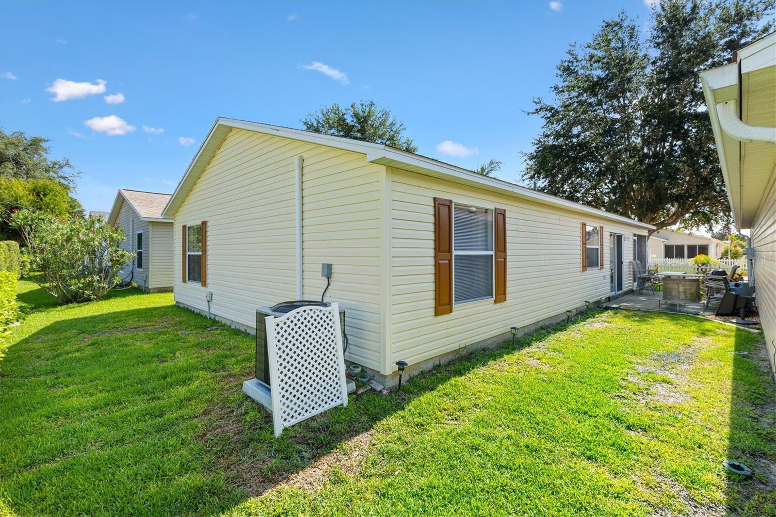 Image 25 of 30 For 16938 94th Sunnybrook Circle