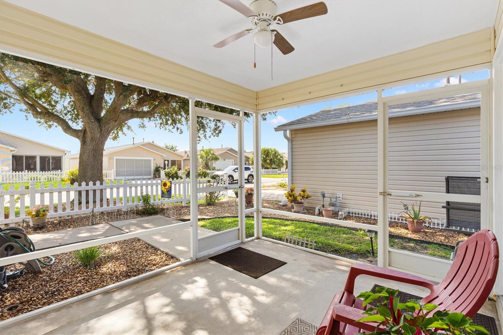Image 6 of 30 For 16938 94th Sunnybrook Circle