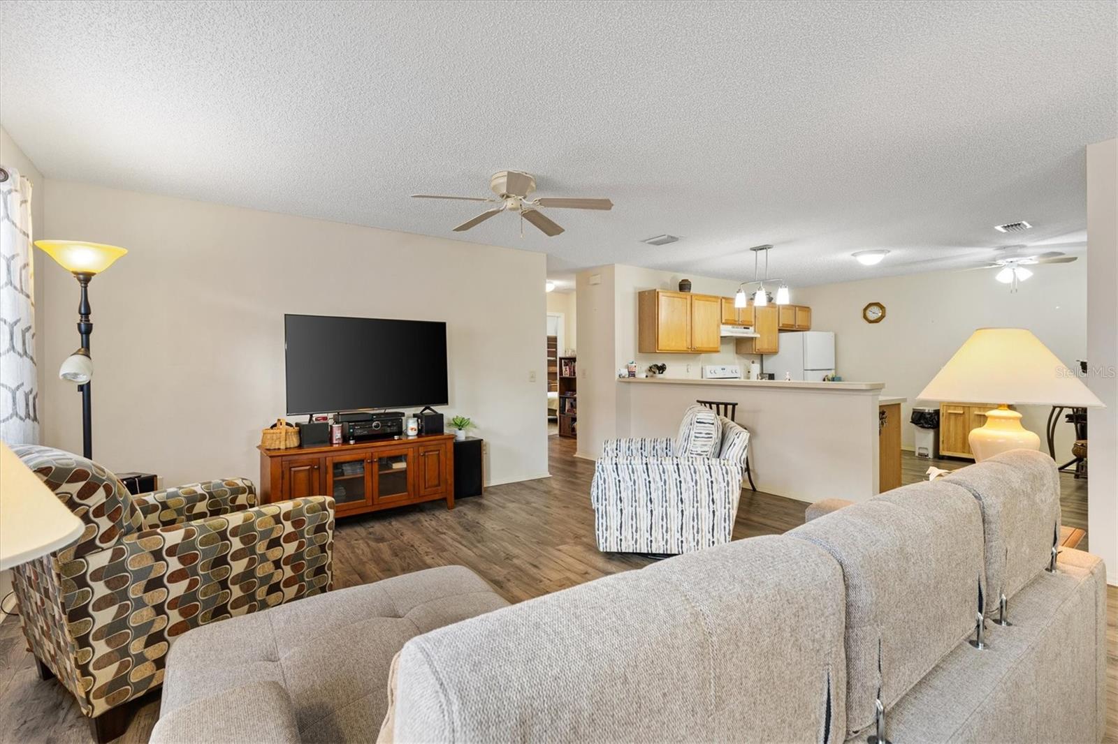 Image 9 of 30 For 16938 94th Sunnybrook Circle