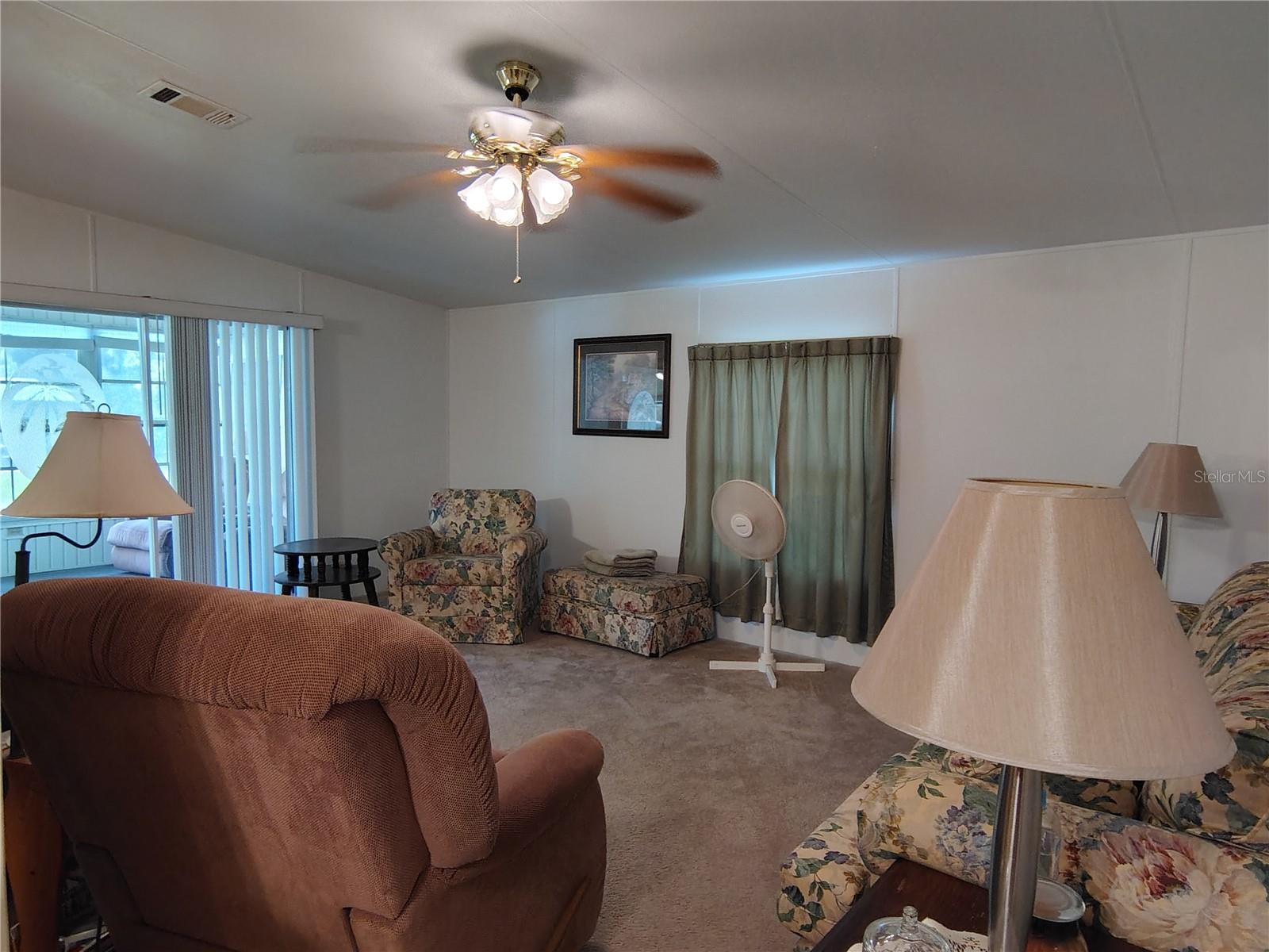 Image 43 of 82 For 52 Outlet Drive