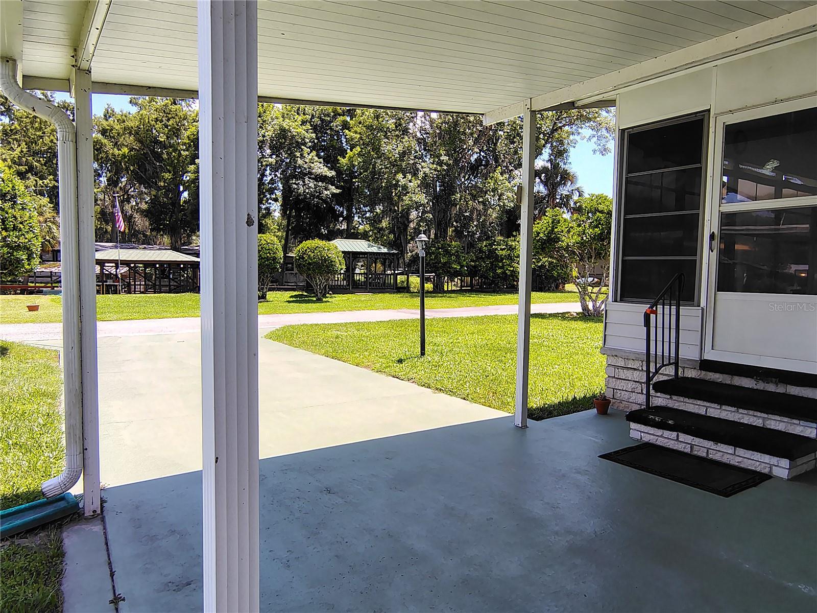Image 74 of 82 For 52 Outlet Drive