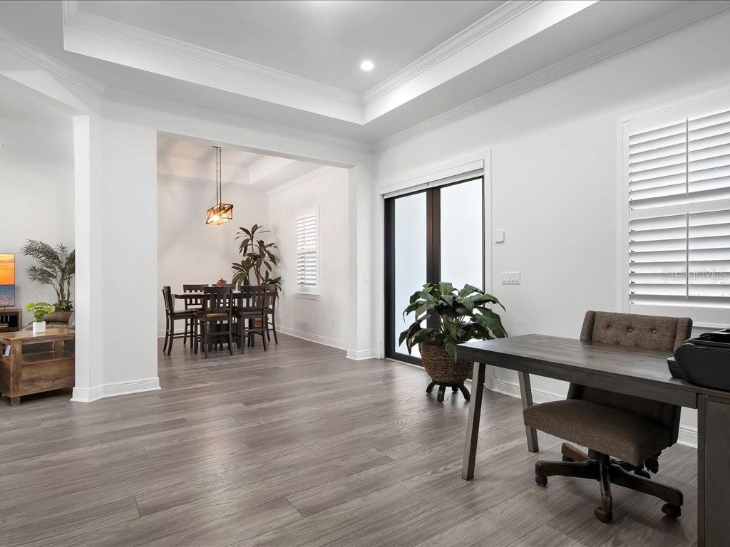 Image 5 of 48 For 836 14th Street Se
