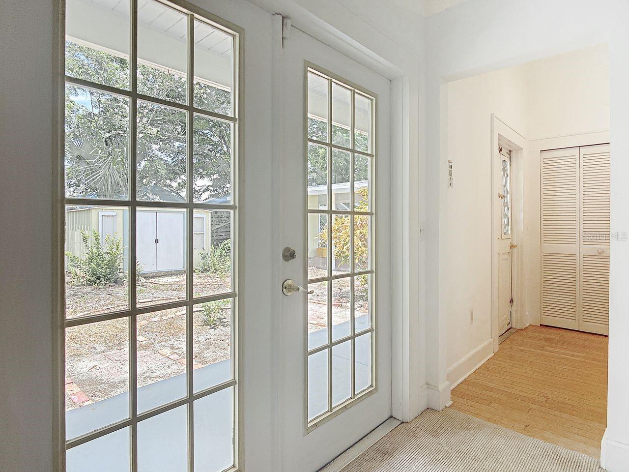 Image 30 of 48 For 1109 Edmonds Street