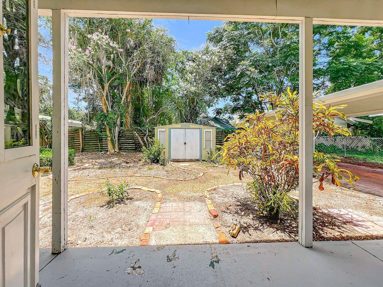 Image 31 of 48 For 1109 Edmonds Street