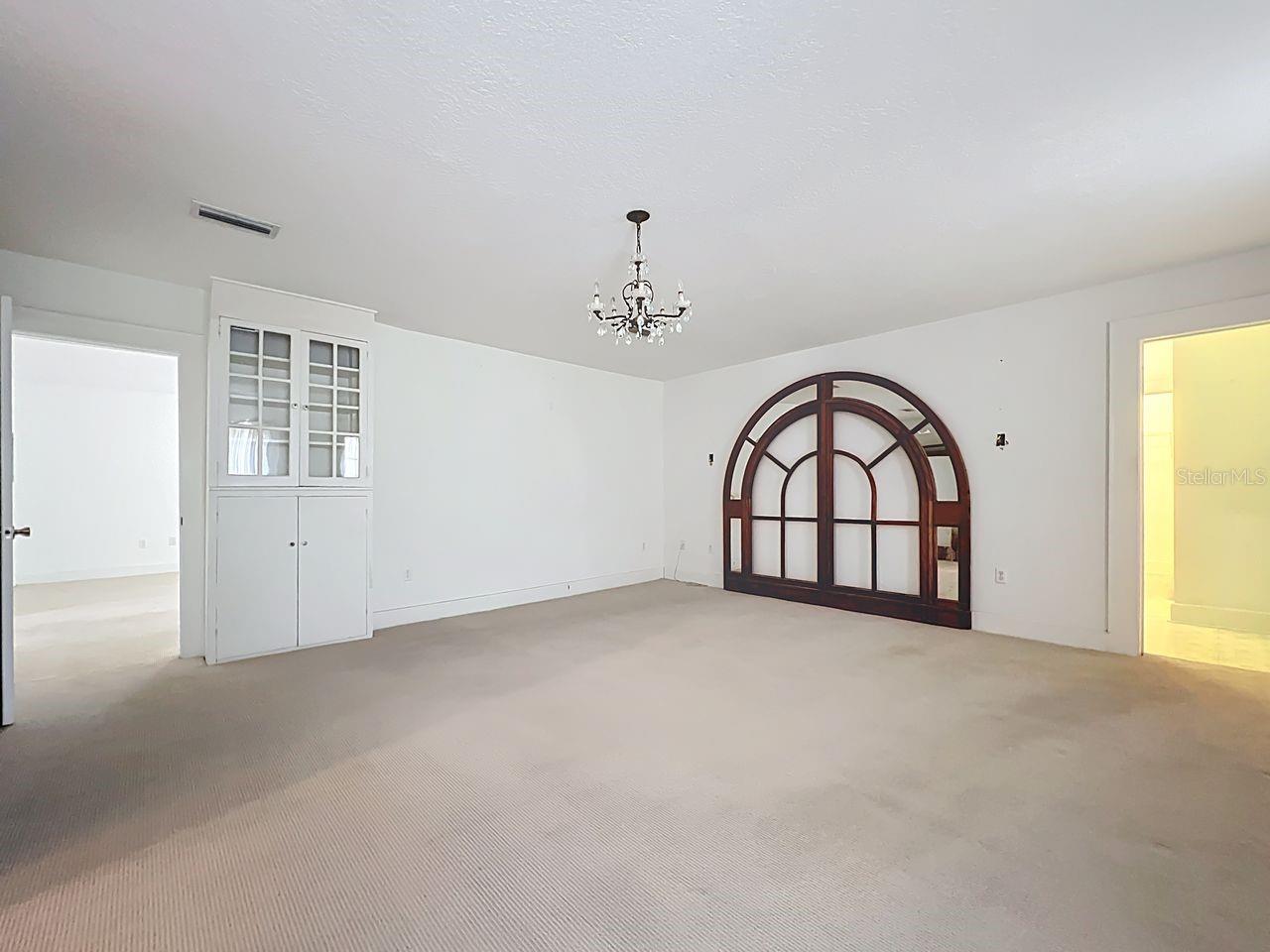 Image 4 of 48 For 1109 Edmonds Street
