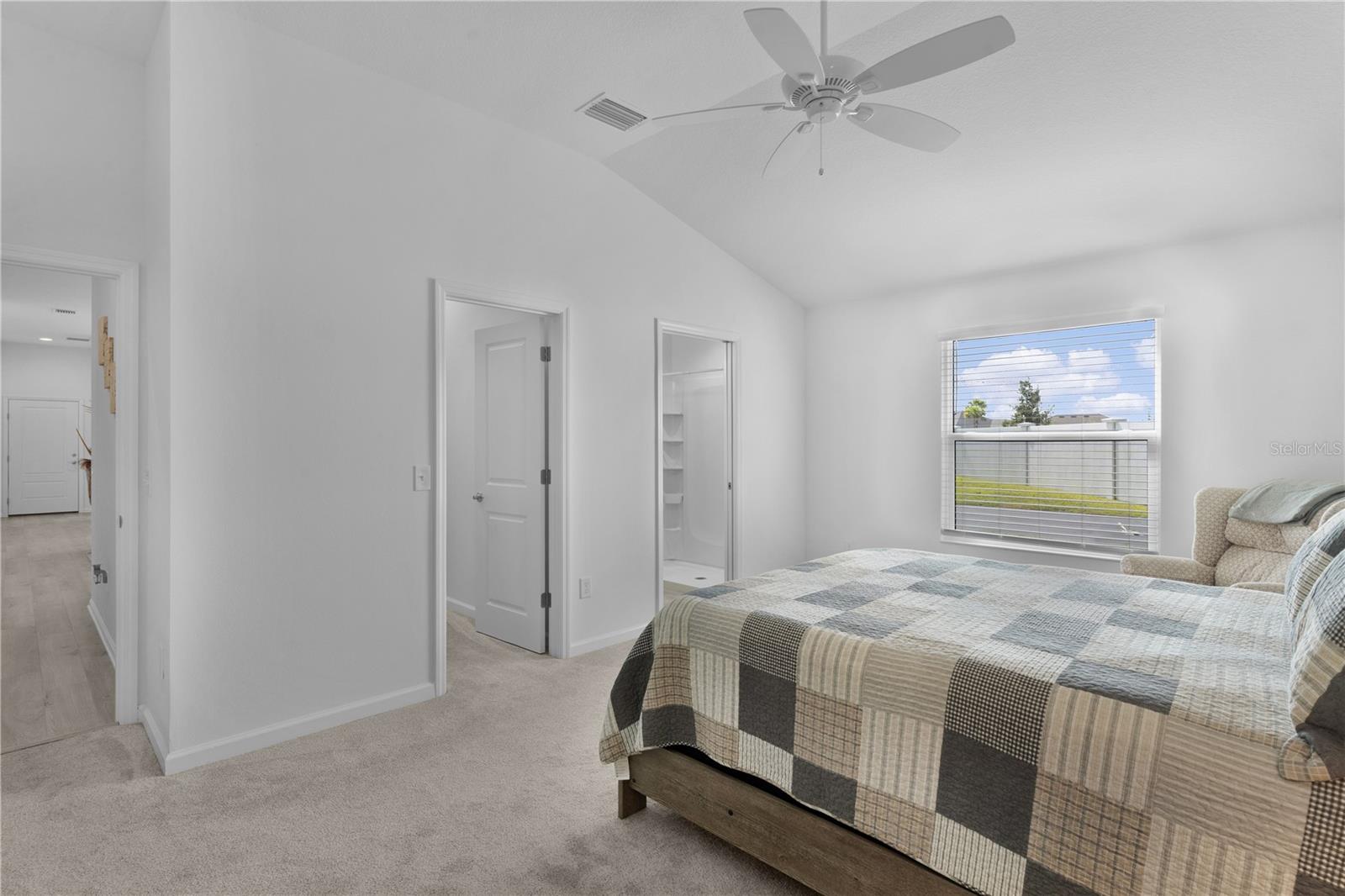 Image 18 of 42 For 4874 Noreen Court