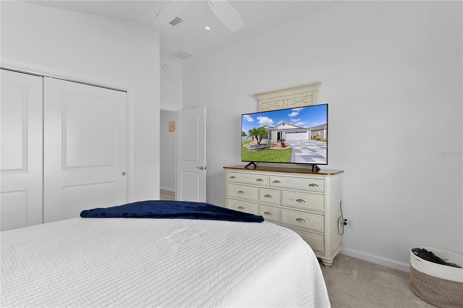 Image 24 of 42 For 4874 Noreen Court