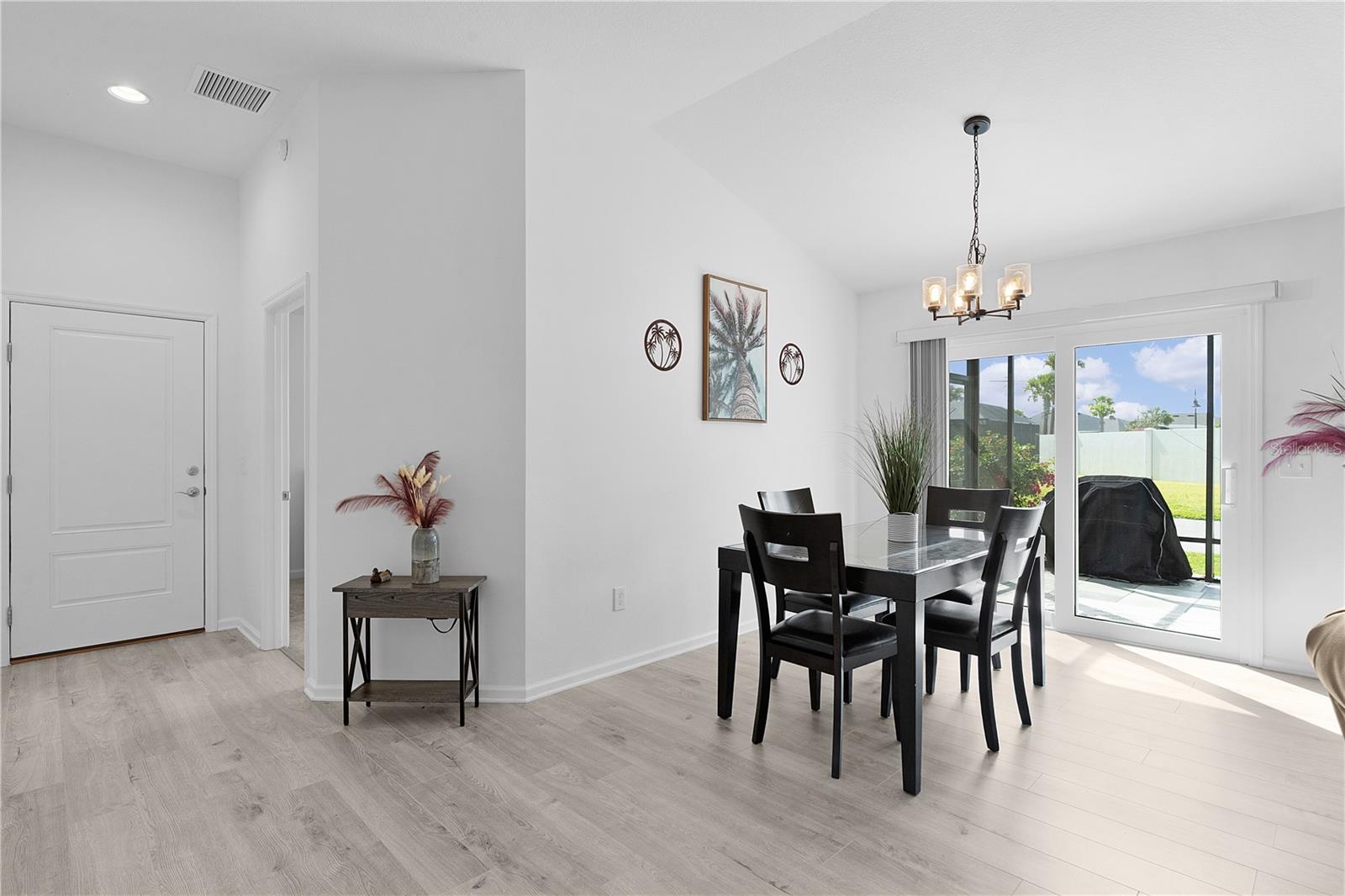 Image 7 of 42 For 4874 Noreen Court