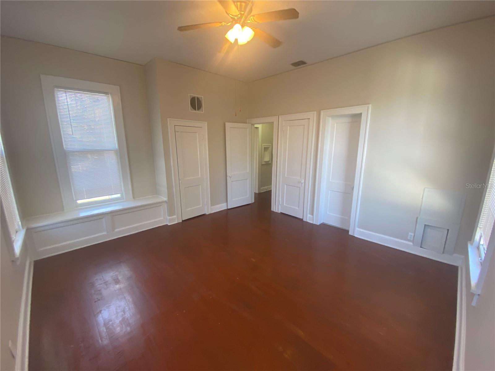 Image 7 of 8 For 1120 Webster Street 4