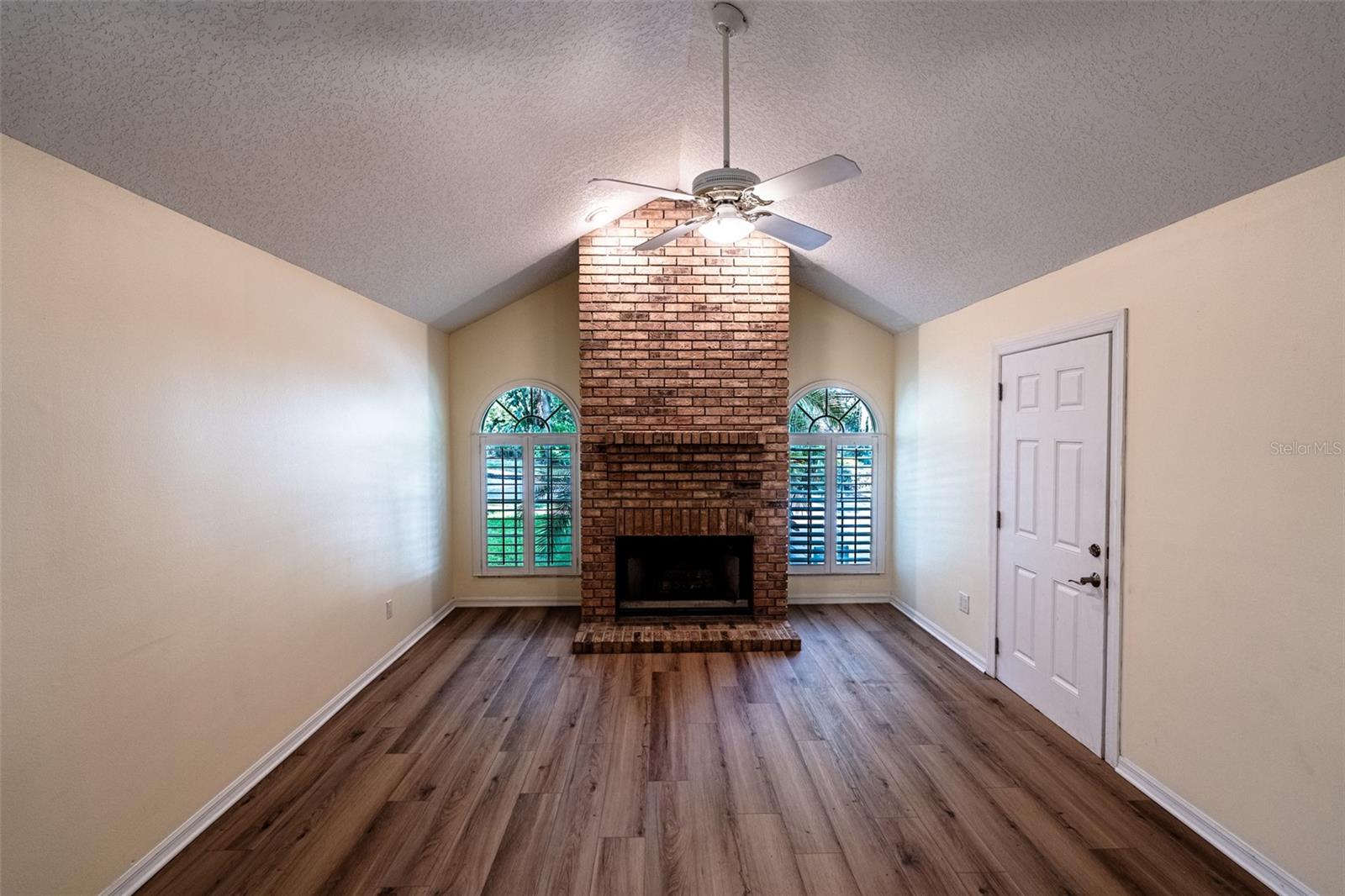 Image 29 of 60 For 681 Greywood Drive