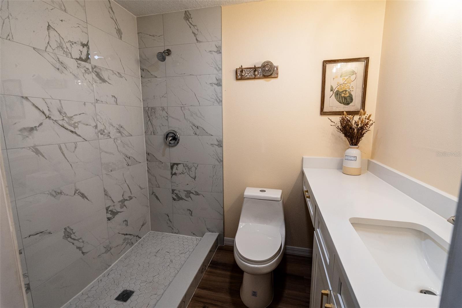Image 42 of 60 For 681 Greywood Drive