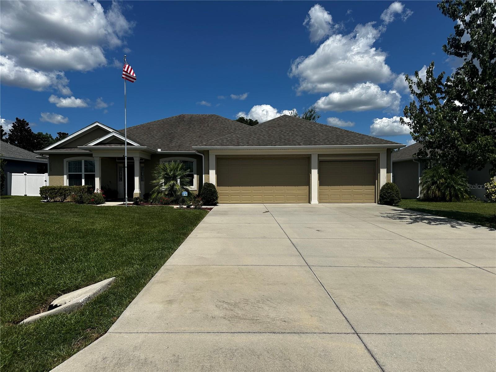 Details for 13109 Laurel Crest Court, GRAND ISLAND, FL 32735