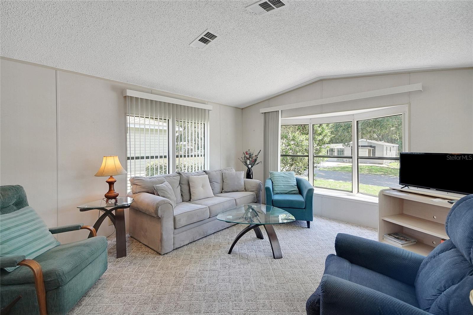 Image 8 of 26 For 32339 Oak Park Drive