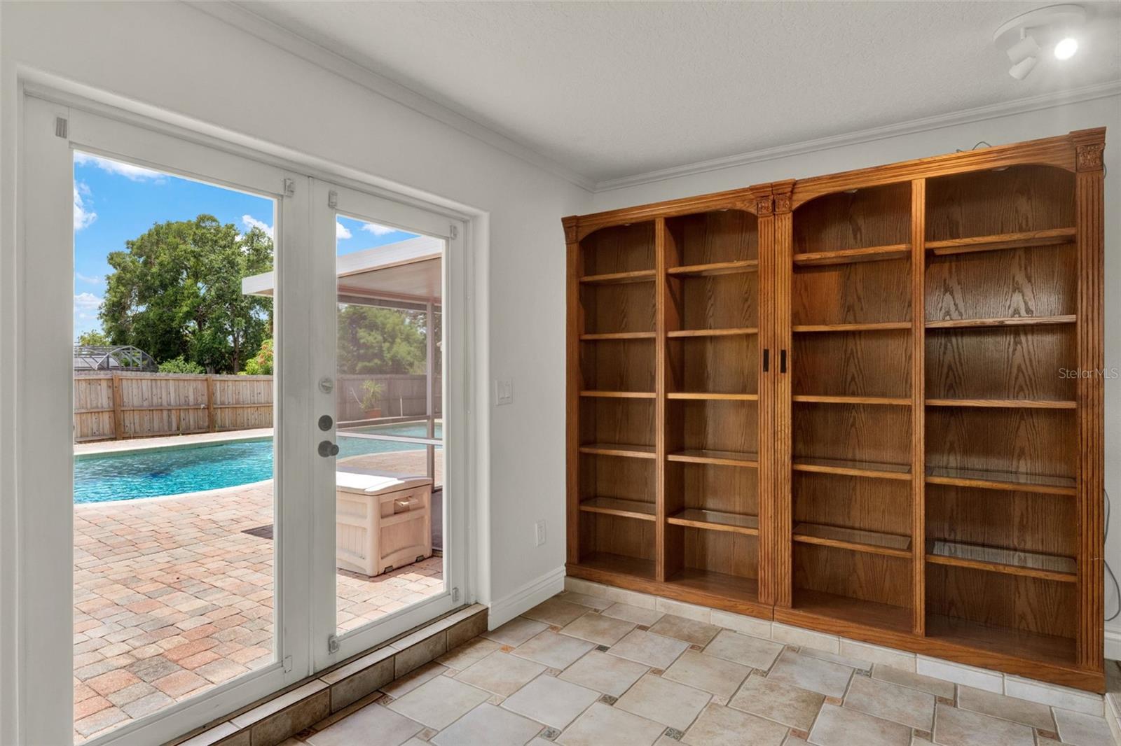 Image 13 of 48 For 6316 Marlberry Dr