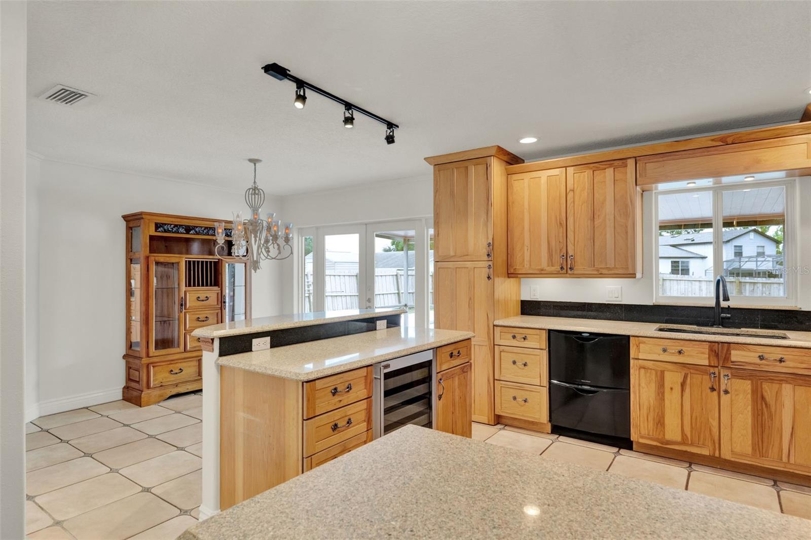Image 6 of 48 For 6316 Marlberry Dr