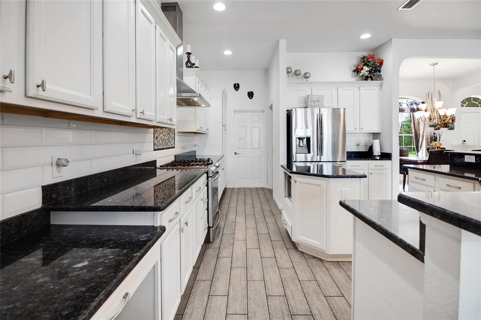 Image 18 of 42 For 9702 Pepper Tree Place