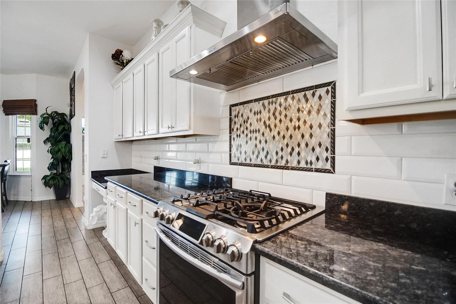 Image 22 of 42 For 9702 Pepper Tree Place