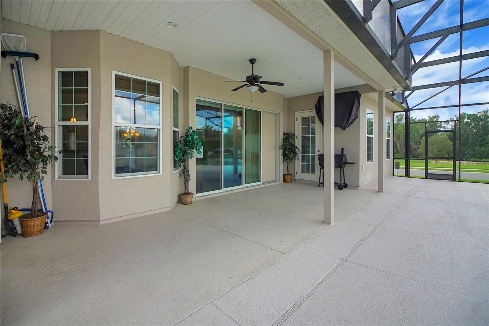 Image 6 of 42 For 9702 Pepper Tree Place
