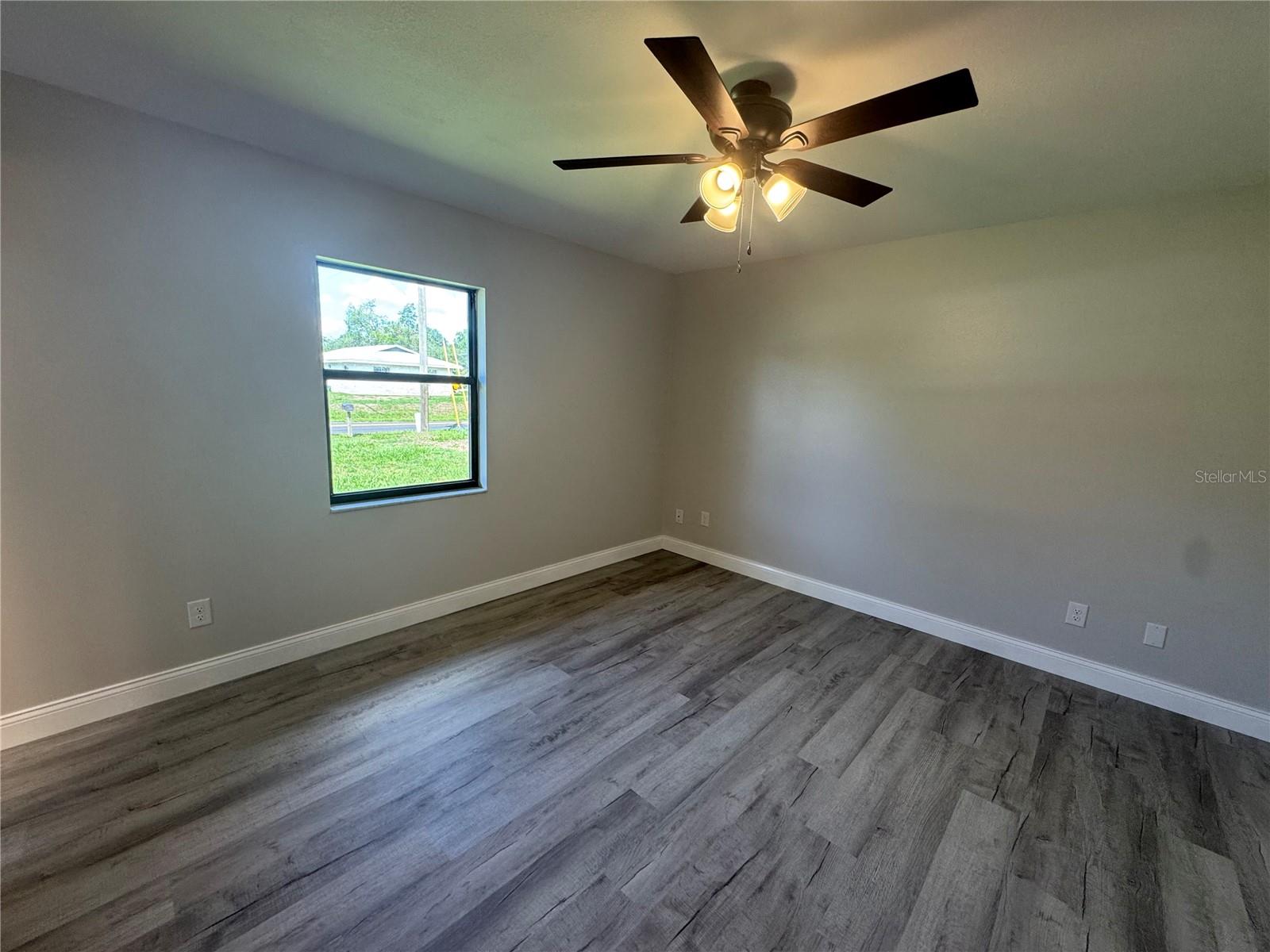 Image 14 of 25 For 11681 72nd Court Road