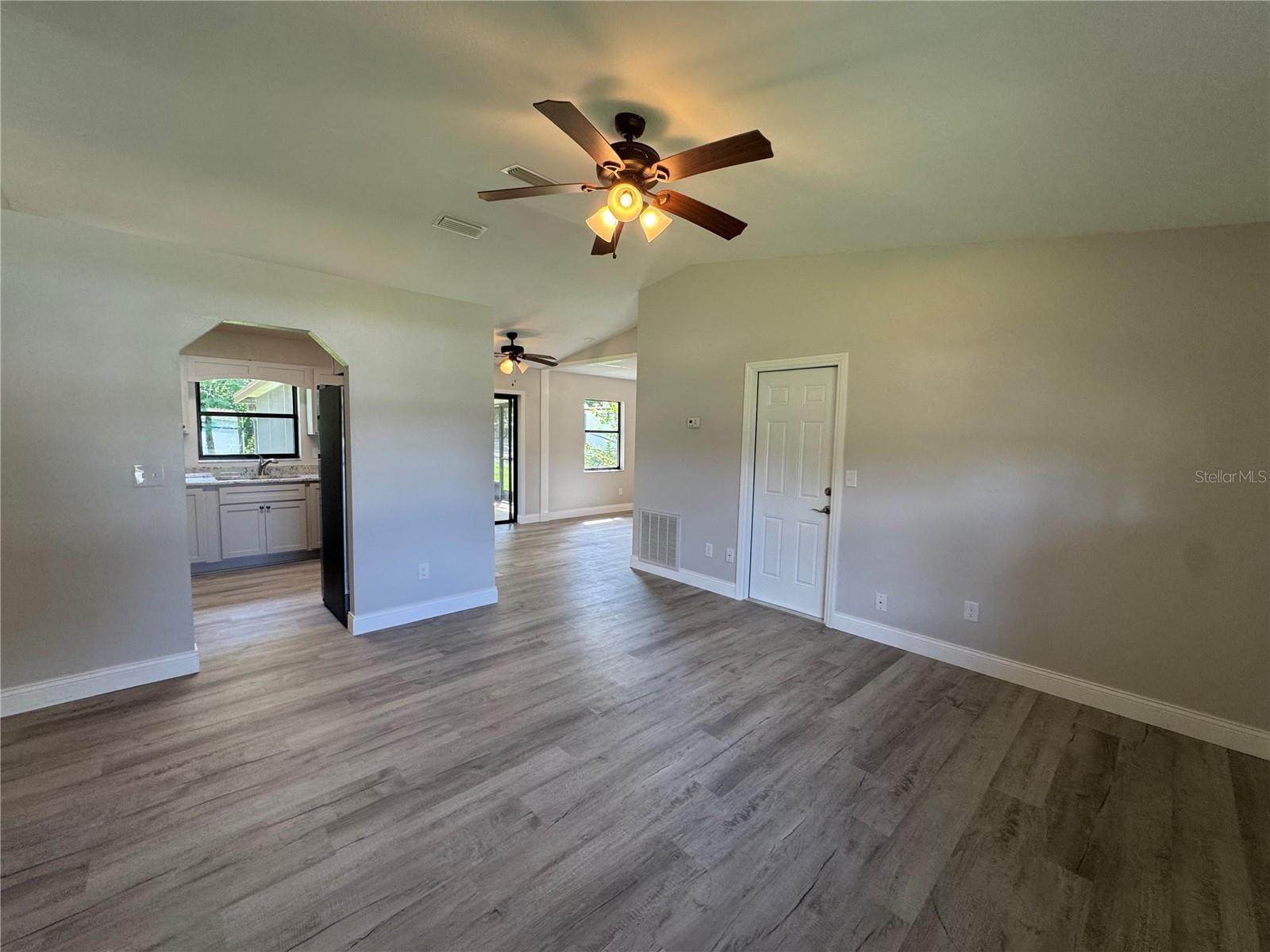 Image 6 of 25 For 11681 72nd Court Road