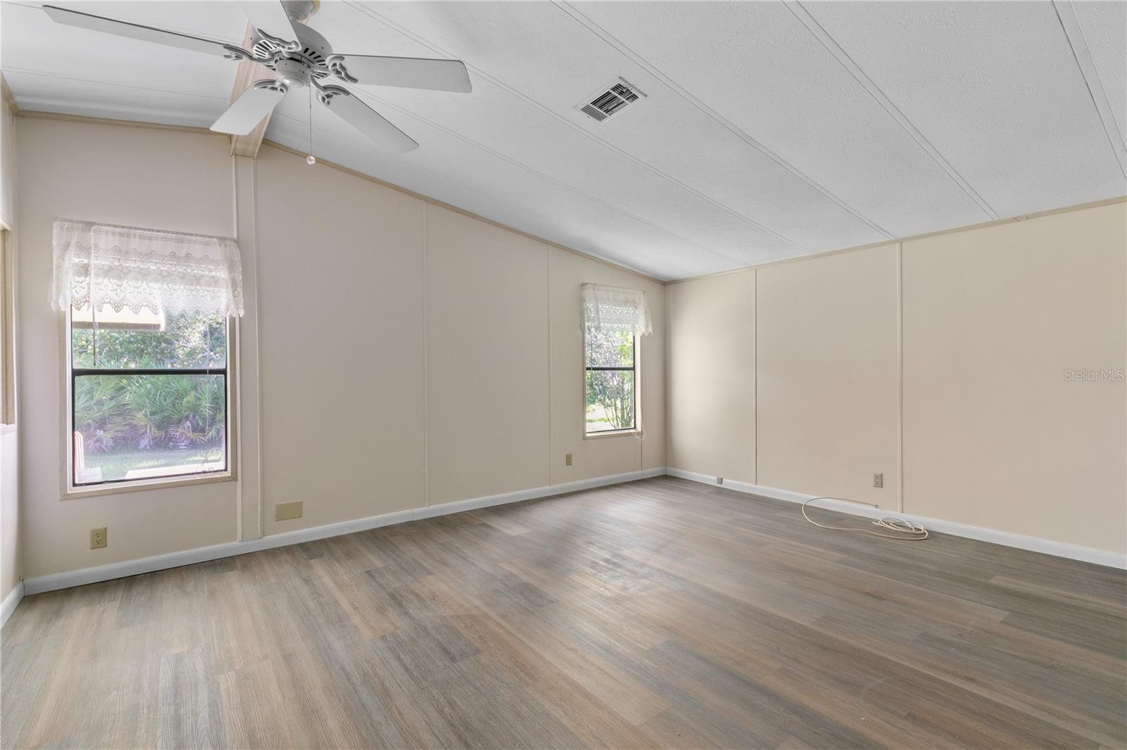 Image 15 of 51 For 1855 Stacey Drive