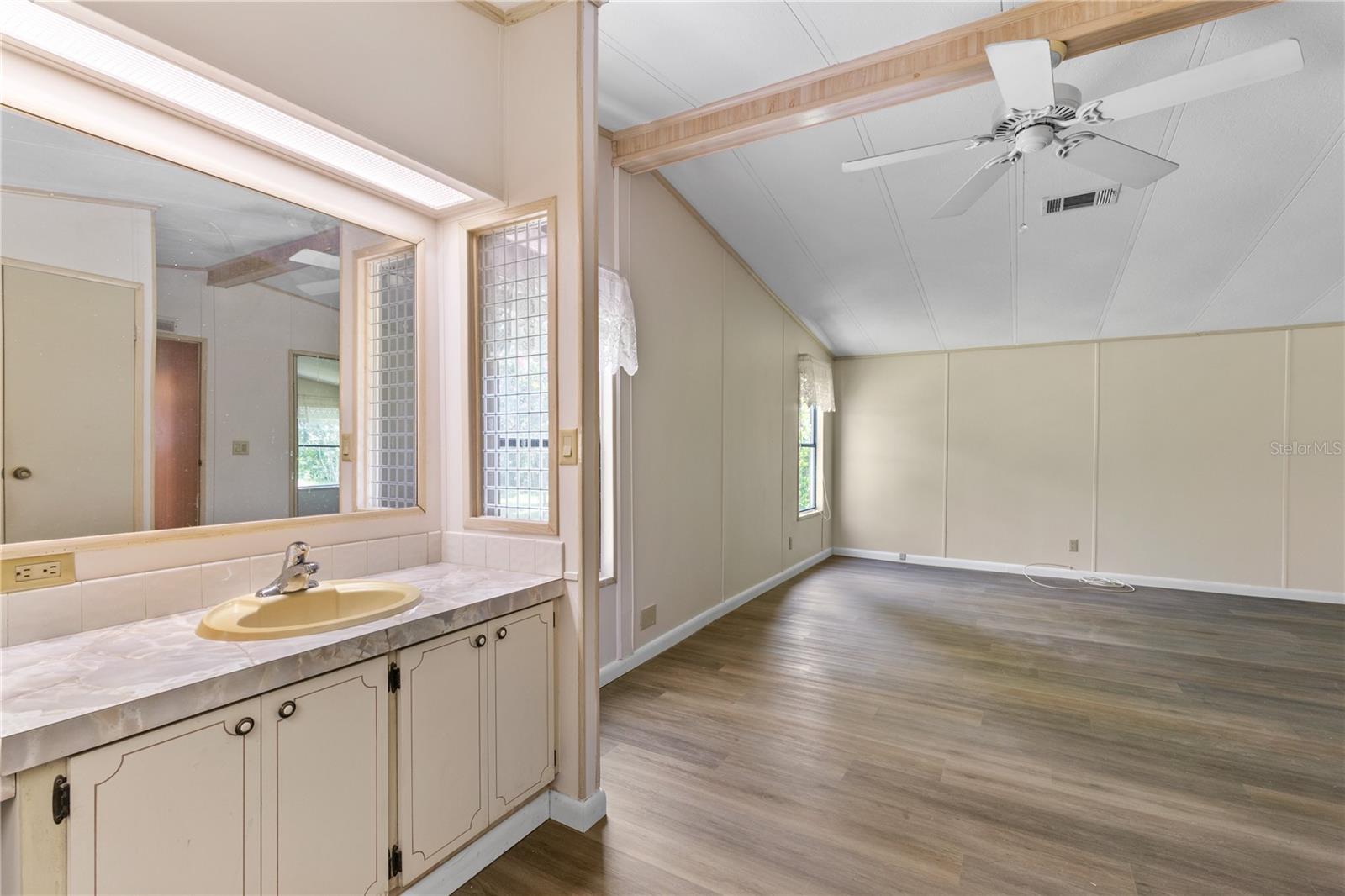 Image 18 of 51 For 1855 Stacey Drive