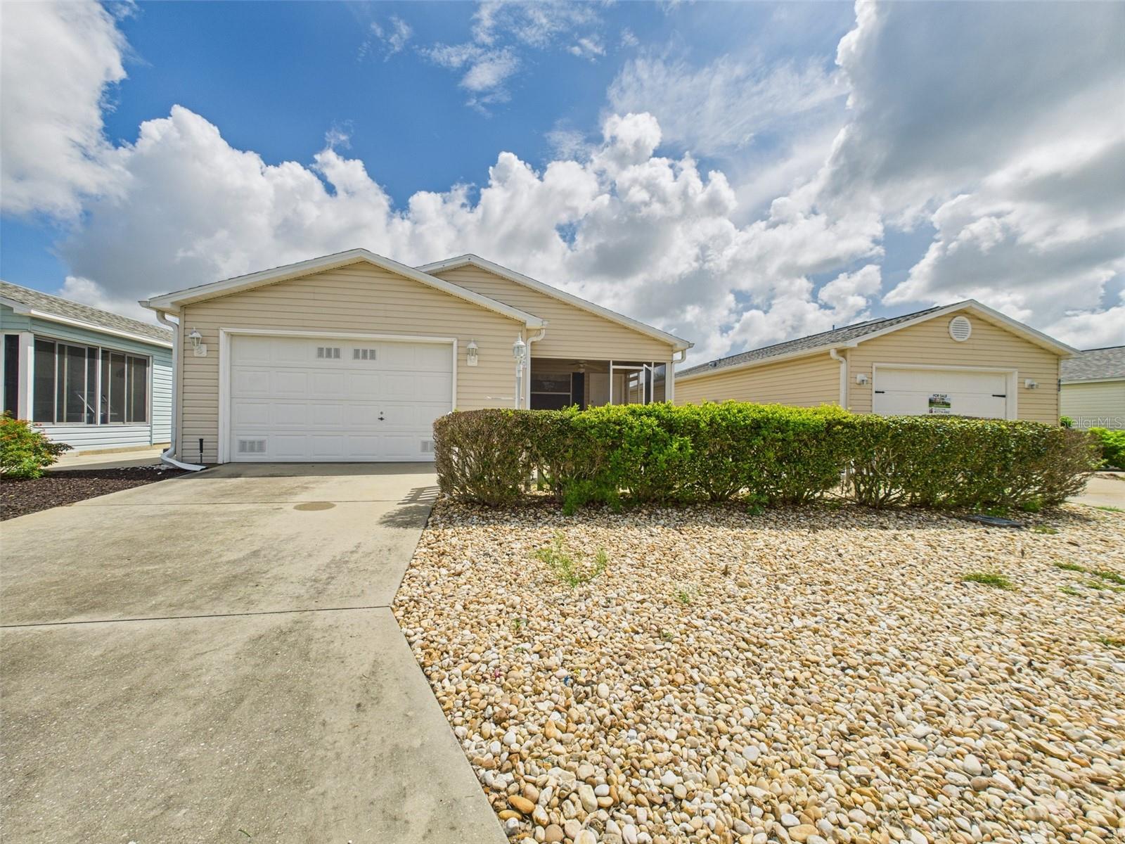 Image 3 of 27 For 480 Hildalgo Drive