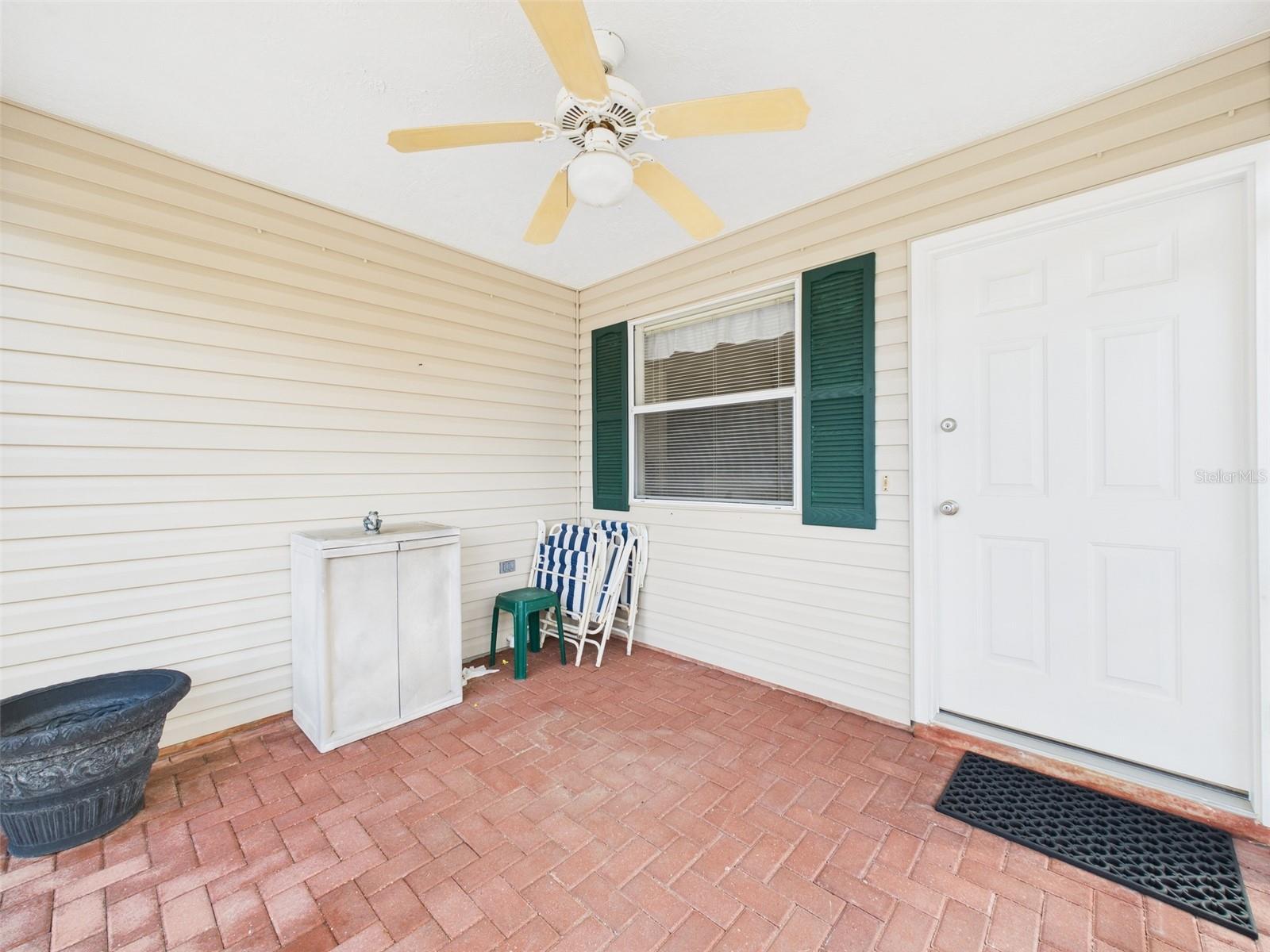 Image 6 of 27 For 480 Hildalgo Drive
