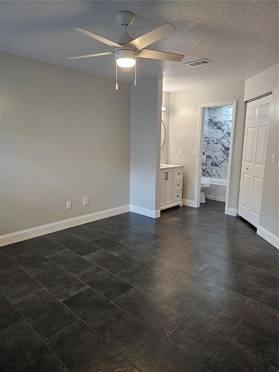 Image 12 of 15 For 711 Sugar Bay Way 115